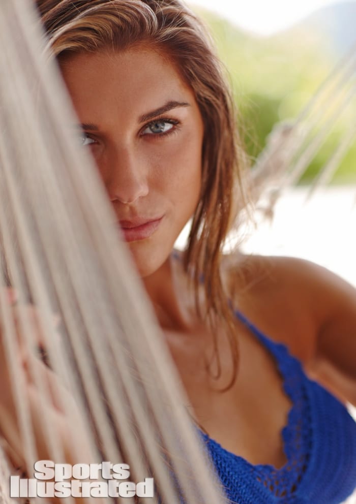 Alex Morgan 2014 Swimsuit 18